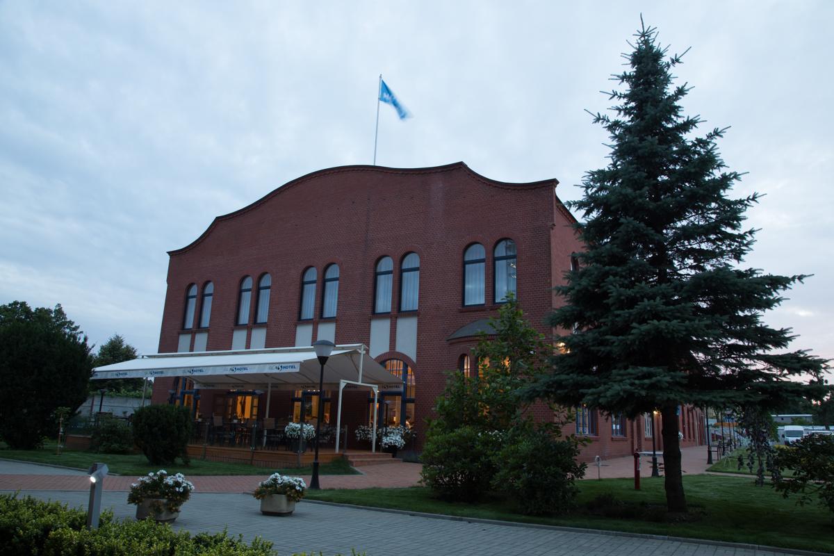 Glas-Hotel 4* Żary Exterior foto